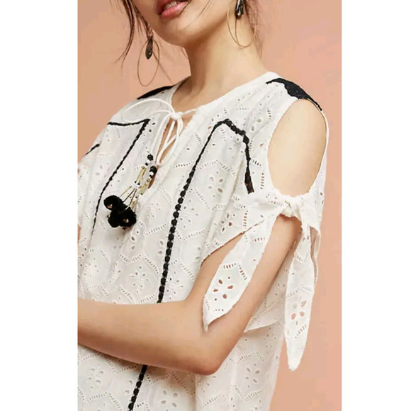 Hemant & Nandita Aditya Eyelet Lace Dress Size XS White Tunic Tassels Boho - Picture 2 of 9